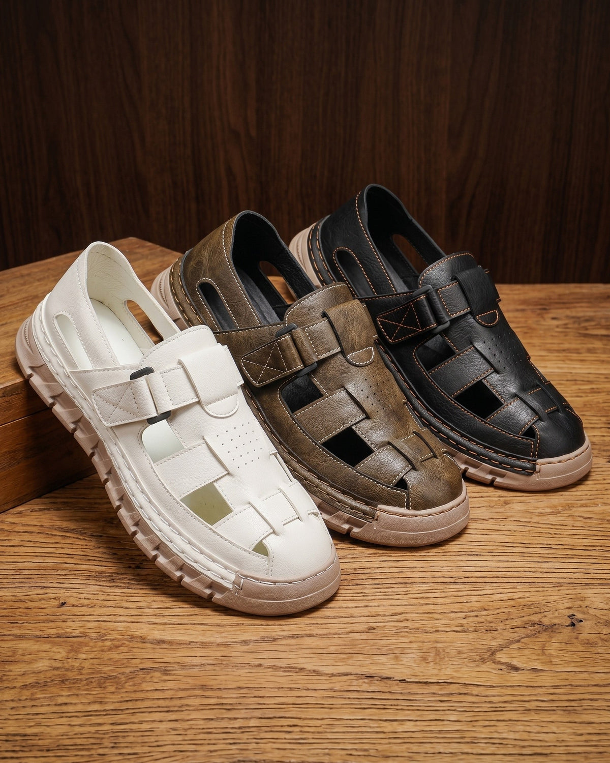 Ciro Leather Closed-Toe Sandals